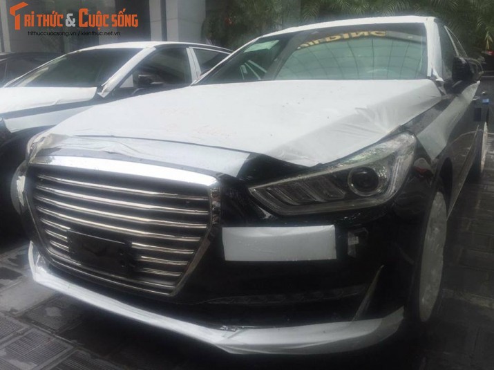 Sedan hang sang Hyndai Genesis G90 xuat hien tai Ha Noi